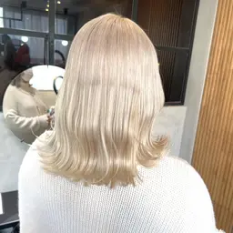 🌈ハイトーンをご希望の方にオススメ🌈プレックスブリーチ+アディクシーカラー+TOKIOトリートメント