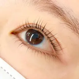 【目力UP🔝】まつ毛パーマ上下+トリートメント