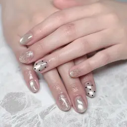 【オフ無料】マグネットネイルコース⟡.*