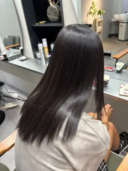 人気NO.1🎶美髪ストレート✨️+美髪トリートメント✨️（カット込）