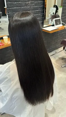 縮毛矯正（ストレート）