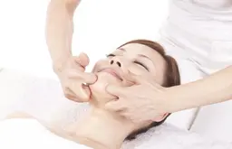 美禅筋骨✖️韓国小顔コルギ✖️脳がとろける極上ヘッドエステでリフトアップ、眼精疲労、快眠、リラックス堪能下さい！