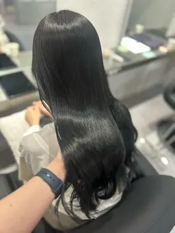 〖🇰🇷韓国女子集合🇰🇷〗艶暗髪＋レイヤーカット