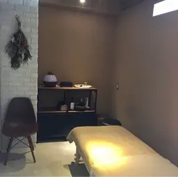 12月まで限定値下げ【脳にアプローチ】医師監修の脳科学に基づく痛くないオールハンドマッサージ110分