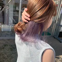 【今っぽチラ魅せ】インナーケアブリーチ＋艶カラー✨💛