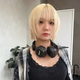 似合わせカット+ケアブリーチ+透明感カラー