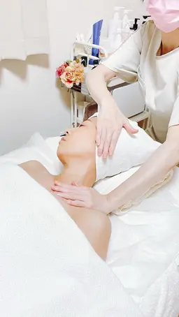 小顔フェイシャル体験40分