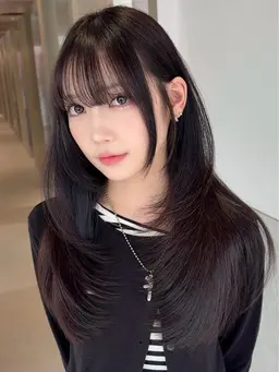 美髪矯正でパヤ毛、広がり、ウネリ改善✨ 似合わせレイヤーカットでコンプレックス解消◎ 顔周りカット 韓国系も可能