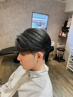 【平日限定‼️】メンズストレートパーマ(カット込み✂️)