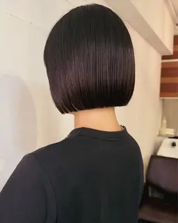 【10​〜​30代女性限定】ワンレングスのボブカット+トリートメント🌸早朝8：30​〜​もご案内しております♪