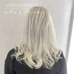 【ダメージ気になる方】ダブルカラー（ケアブリーチ）＋トリートメント¥13000