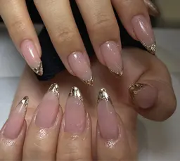 フレンチネイル／ガラスフレンチ