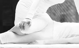 脳洗浄®︎(100分)+骨盤調整(20分)