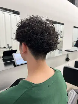 【メンズ必見➰】束感🔥カット+ツイストスパイラルパーマor波巻きパーマ➰+保湿トリートメント✨