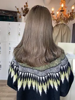 《🎀人気No.1🎀》艶イルミナカラー🫧＋Aujuaシャンプー🧴７種トリートメント付き✨✨