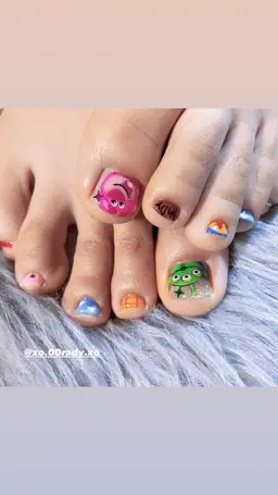 （オフ、ケア込み❣️）💗フットネイル付け放題💗