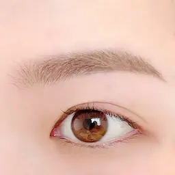 まゆげカット🌟ワックス脱毛無し!電動シェーバー、目立つ部分のみ毛抜き、毛足の長さをハサミで整えるのでお肌への負担軽減♪