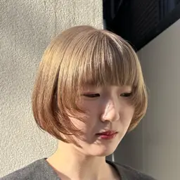 ❤️‍🔥黒染め卒業❤️‍🔥【ルーツカラー】全体ブリーチ＋デザインカラー＋メンテナンスカット＋トリートメント