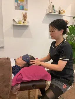 フェイシャルヘッドスパ