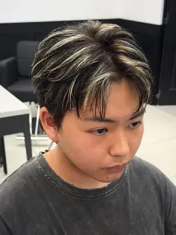 【men's限定】ハイライト＋ケアカラー＋クイックトリートメント