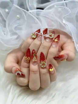 チップ長さだしラメグラデーションパーツ10個まで（オフなし）