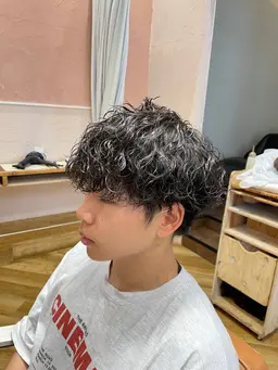 メンズカット+特殊パーマ