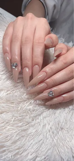 大人気💗早くて綺麗❣️スカルプ長さだしワンカラー🦋自然なお爪​〜​ロング好きギャルさんも大歓迎💜