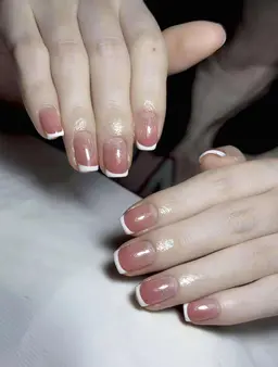 【人気No 3 自爪】 フレンチ   ￥6,800⇒￥6,280