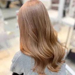 【ミニモ学割💖U24】ブリーチ1回🫧➕派手髪カラー💥➕カット #黒髪卒業#ミルクティーカラー#ベージュ系