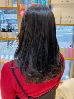 《❣️ミニモ限定33%off❣️》就活に‼️黒染め不使用暗めカラー🎨＋シルクトリートメント🌟