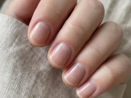 ハンドケア『爪整→甘皮処理→お爪磨き→保湿』¥2500メンズOK