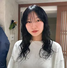 〈縮毛、パーマで乾燥してる髪に〉system treatment 4step💆🏻‍♂️✨