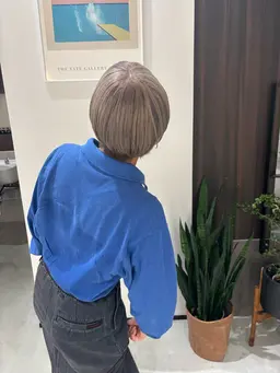 カット＋ブリーチカラー