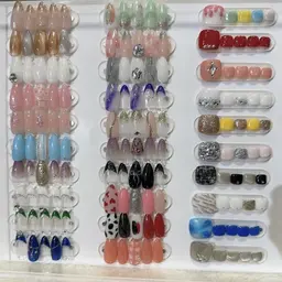 【12/26まで限定】 ⚠️必ず補足欄もご確認下さい⚠️🔴他店オフ無料🔴《フット》🌸ジェルネイル定額コース🌸