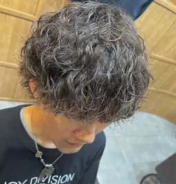 1日3名様限定ご新規様メンズ🥇人気NO.1🥇✨✨ツイストスパイラルパーマ＋カット