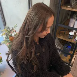 【12月限定🎐】こなれ感◎ブリーチなしWカラー＋プチトリートメント