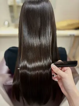 【あなた史上最高の髪へ】髪質改善ストレート🍞☀️