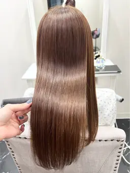 ブリーチなしで透明感あり明るめカラー❗️🫶