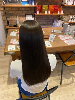 《💫癖のお悩み解決💫》似合わせカット×地毛風縮毛矯正