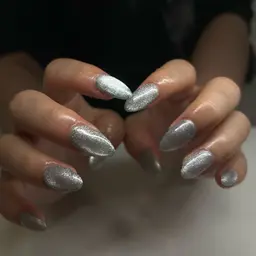 【初回オフ無料】マグネット・オーロラネイル💜(オフあり)