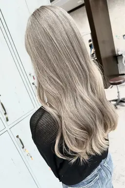 艶髪ハイトーンメニュー💎ケアブリーチダブルカラー+質感再生トリートメント