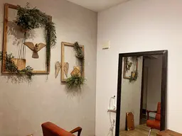 ミニモ学割😊学生🧑‍🎓カット、💇¥2,500でできます😊18時からのお得🉐メニューです