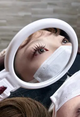 🌷💗【2/17まで】ジュニアアイリスト価格●シルク上130本目安¥2,000（オフなし）💫🎀