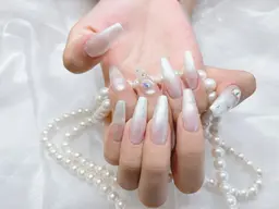 ✋手🔰練習モデル🦋初回ジェルオフ無料‼️ミラーフレンチ💅ベースの色も選べます‼️【すぐ予約OK💫💫】