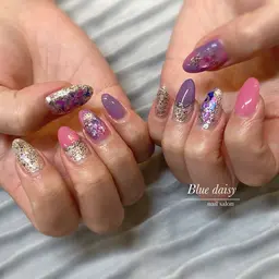 【オフ無し】ジェルネイル100種類以上選べる定額デザイン💅✨ マグネット、ミラー等流行デザイン有り