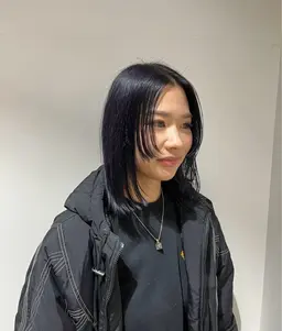 ブルーブラックカラー✖️似合わせお顔周りカット！