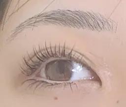 大人気マツパ、まつげ育毛サ-ビス(上のみ)と下まつげエクステ50本まで5800