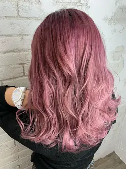 🎃カラー（ブリーチなし）＋前処理トリートメント🎃　　　レディース、メンズの方両方とも使えるメニューとなっております！