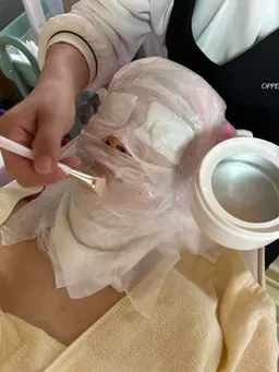 【温感リフトアップオイルコース】フェイシャル/デコルテ＋温熱オイルパック付