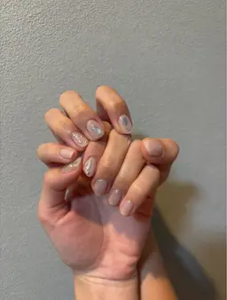 【オフ無】ニュアンスネイル